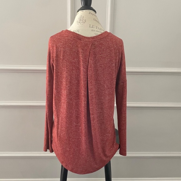 Long sleeve Heather Clay red single breast pocket slouchy drop shoulder shirt - Picture 5 of 8